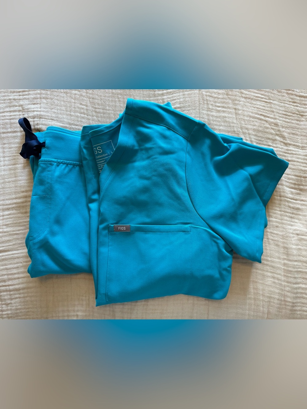 Teal Figs Scrub Set